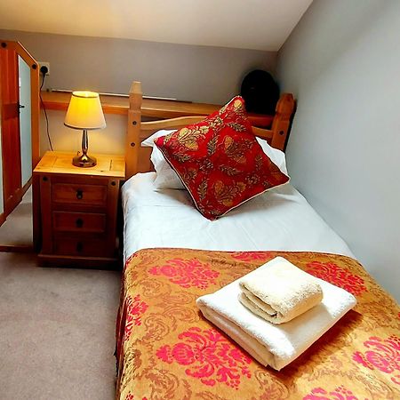 Dolgun Uchaf Historic B&B And Cottages In Snowdonia Dolgellau Buitenkant foto