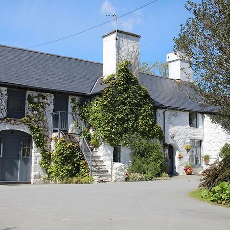 Dolgun Uchaf Historic B&B And Cottages In Snowdonia Dolgellau Buitenkant foto