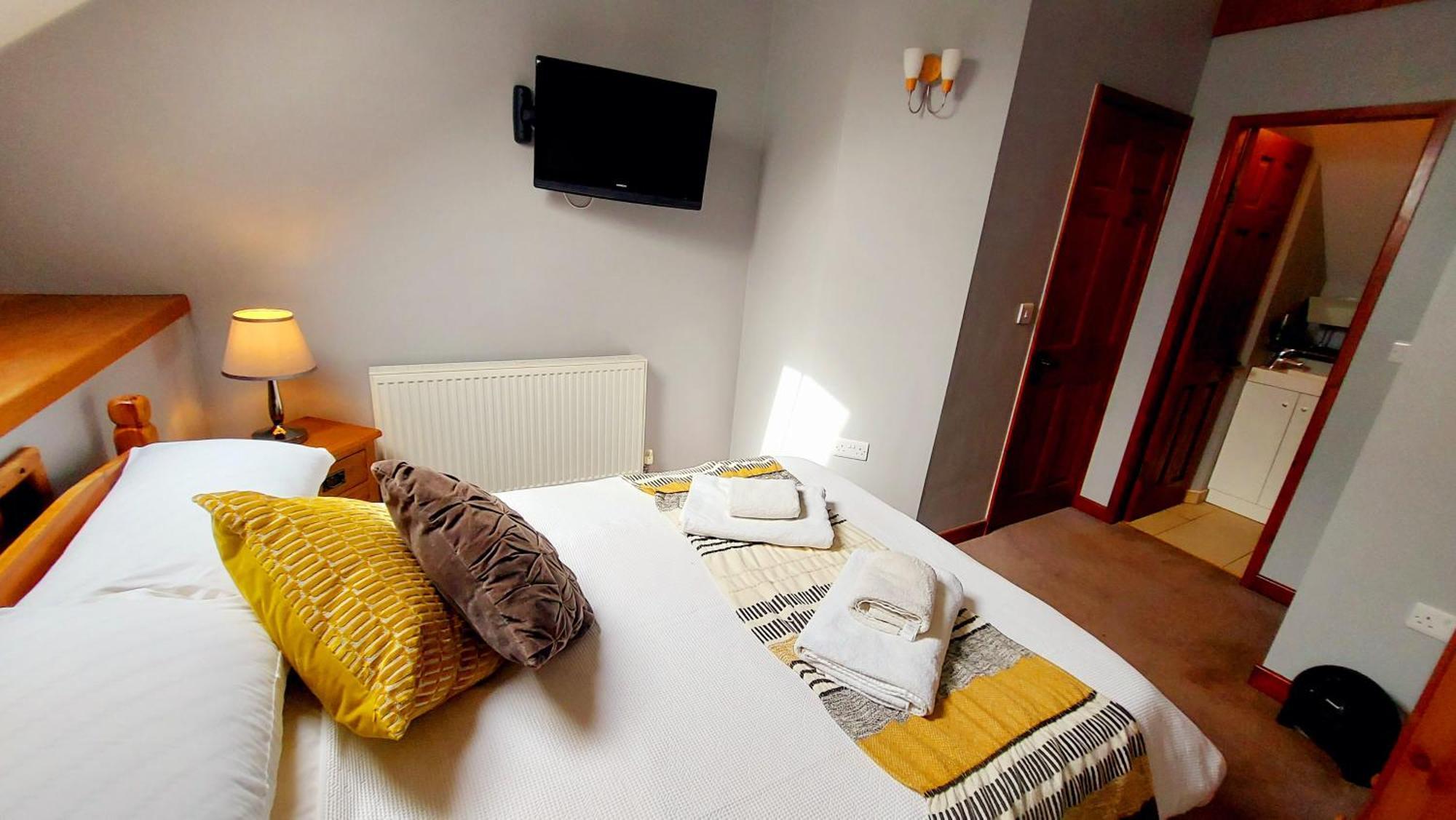 Dolgun Uchaf Historic B&B And Cottages In Snowdonia Dolgellau Buitenkant foto