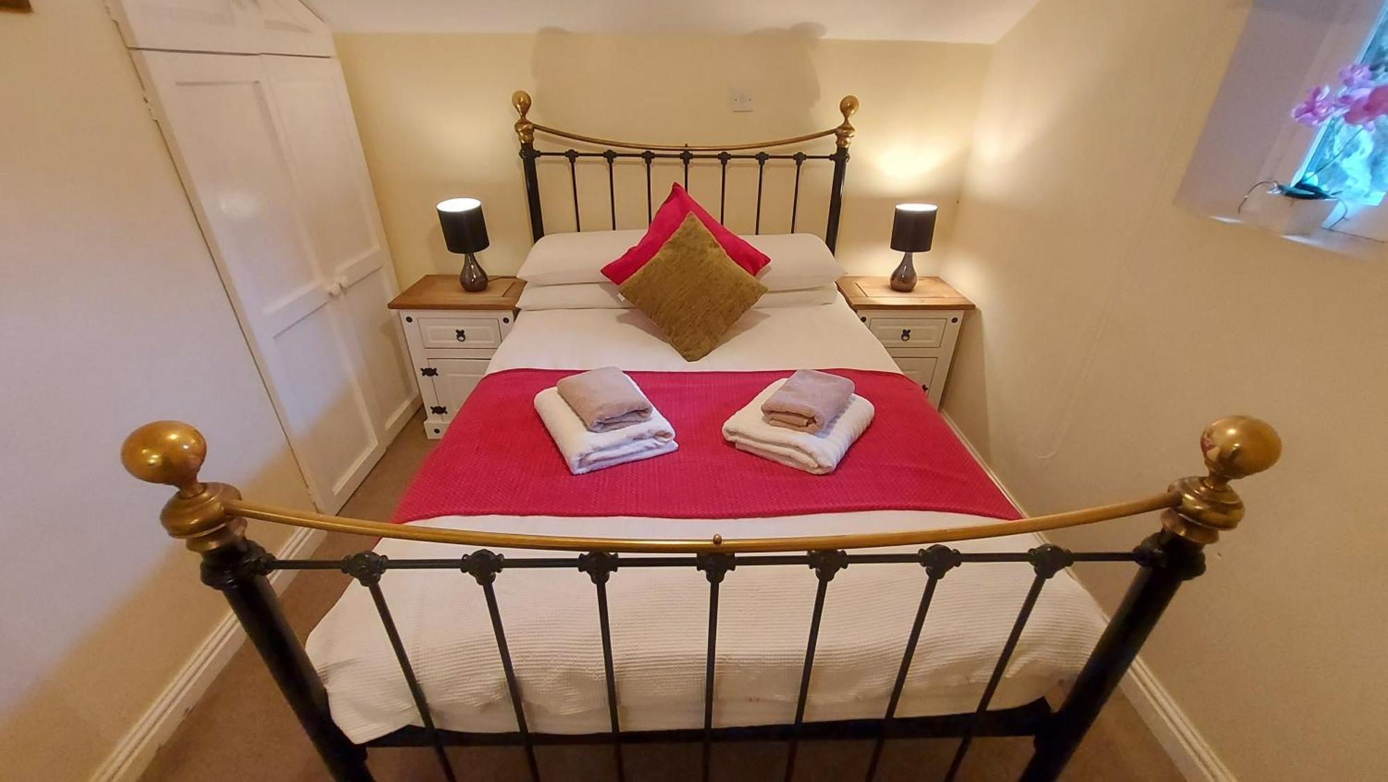 Dolgun Uchaf Historic B&B And Cottages In Snowdonia Dolgellau Buitenkant foto